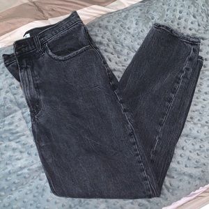 Abercrombie The Mom High Rise Black Jeans